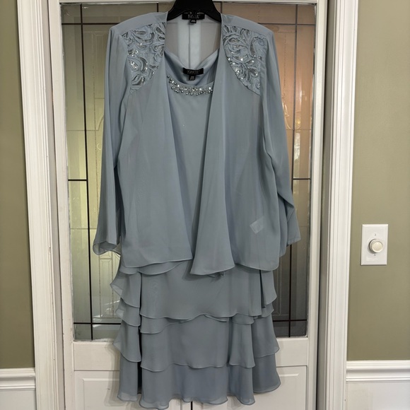 Ignite evenings Scoop Neck Chiffon Tiered 2-Piece Jacket Dress Sz 20 light blue is available for purchase on au PAY Market - Imported Goods Online Store Co.Ltd. | au PAY Market - Ignite evenings Scoop Neck Chiffon Tiered 2-Piece Jacket Dress Sz 20 light blue is available for purchase on au PAY Market - Imported Goods Online Store Co.Ltd. | au PAY Market -